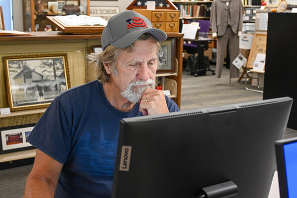 Morton Public Library Computer